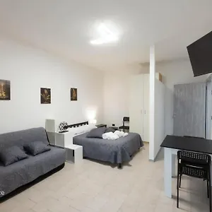 Centro-10min Design Loft, Free Wi-fi Appartamento